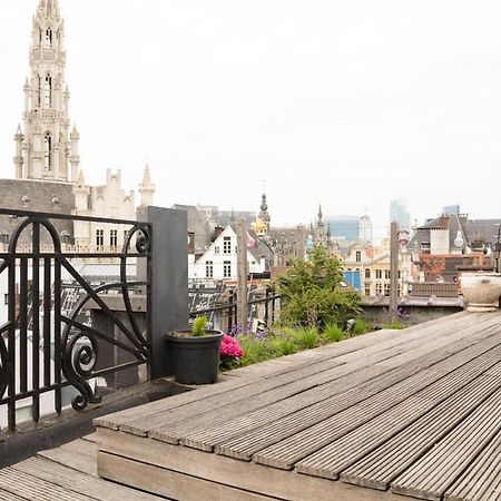 Duplex Dernier Etage Avec Terasse A Deux Pas De La Grand Place Брюксел Екстериор снимка
