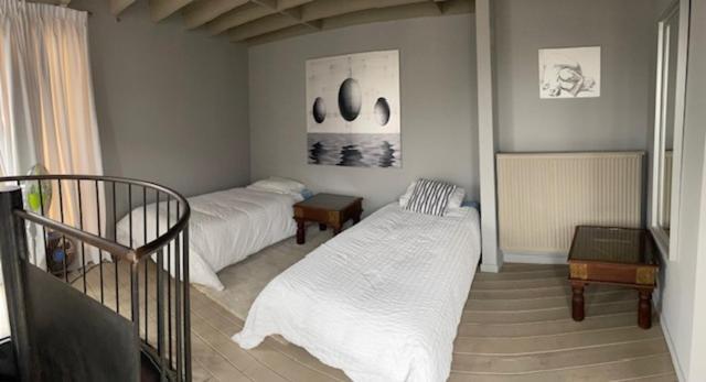Duplex Dernier Etage Avec Terasse A Deux Pas De La Grand Place Брюксел Екстериор снимка